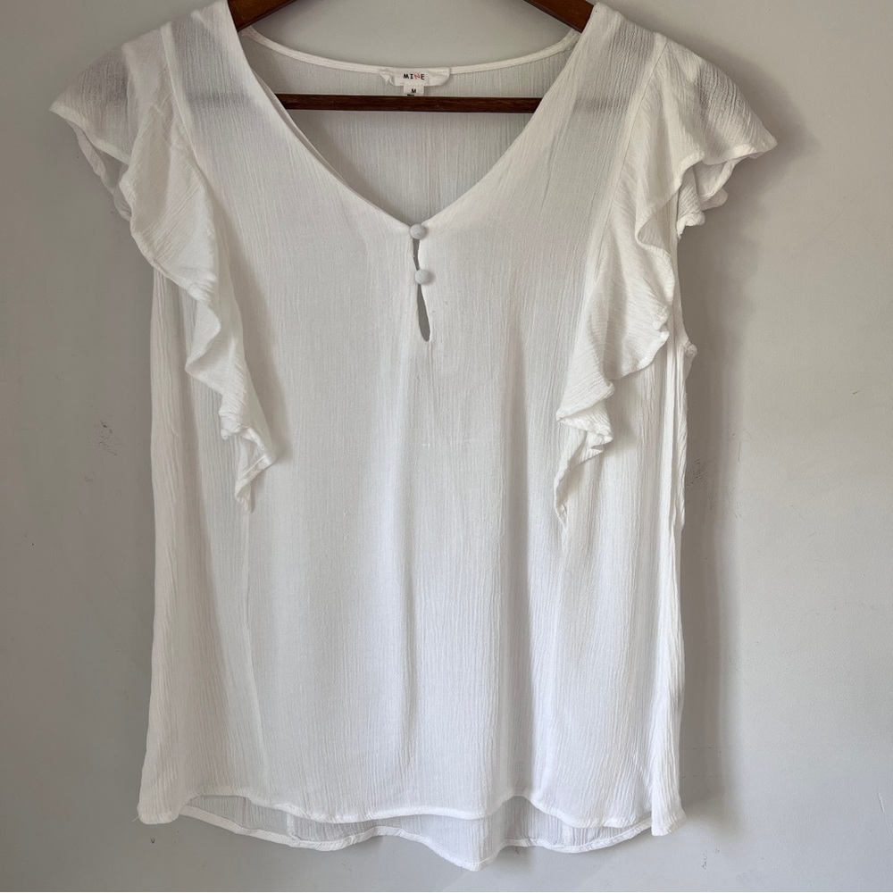Mine White Flutter Sleeve Ruffled Blouse Medium